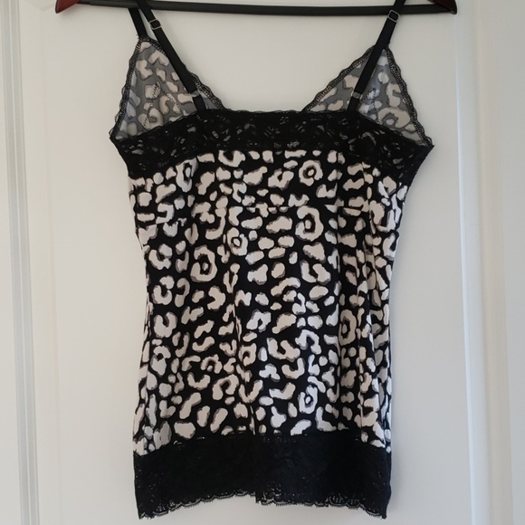 White House Black Market Tank - Picture 2 of 2